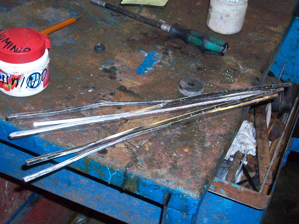 Material aportacion y fundente.JPG