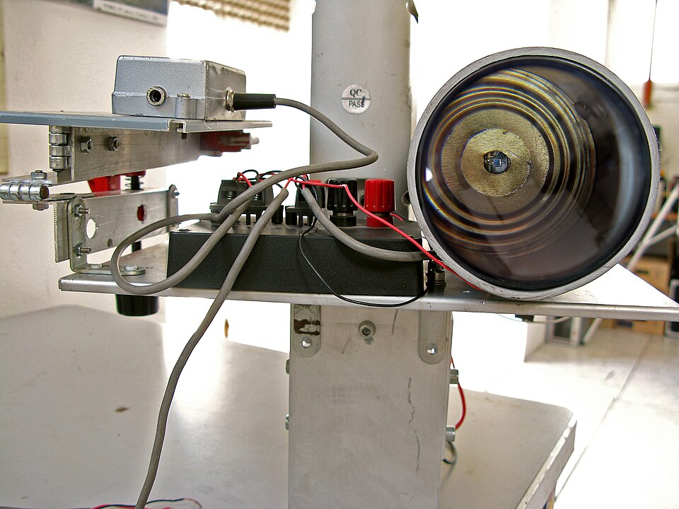 Radioamateur - ER LED visible.jpg
